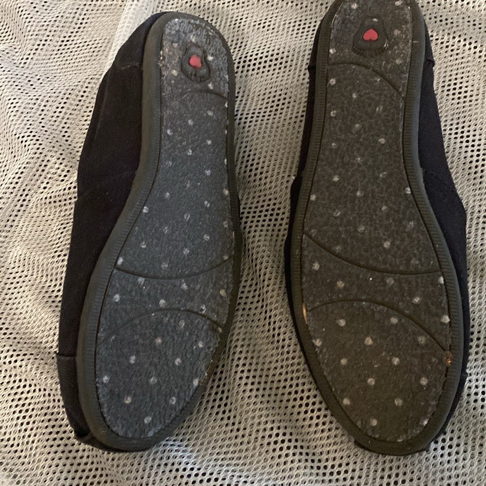 Bob’s size 8.5 canvas slip ins